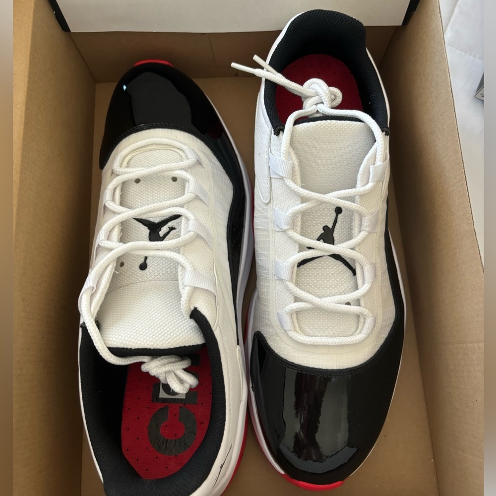 Jordan 11 CMFT Low